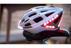 Casque Vélo Connecté Lumos Kickstart -Équipement De Vélo casque velo connecte lumos kickstart 3