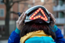 Casque Vélo Connecté Lumos Kickstart -Équipement De Vélo casque velo connecte lumos kickstart 4