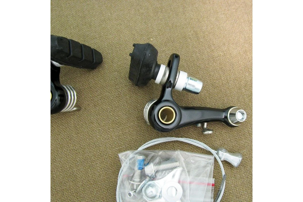 Etriers De Frein Cantilever Dia-Compe DC980 4 Etriers De Frein Cantilever Dia-Compe DC980 – Image 2