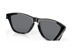 Lunettes De Soleil Oakley Frogskins - Polished Black HDO Grey 33 Lunettes De Soleil Oakley Frogskins - Polished Black HDO Grey -Équipement De Vélo lunettes de soleil oakley frogskins polished black hdo grey 15