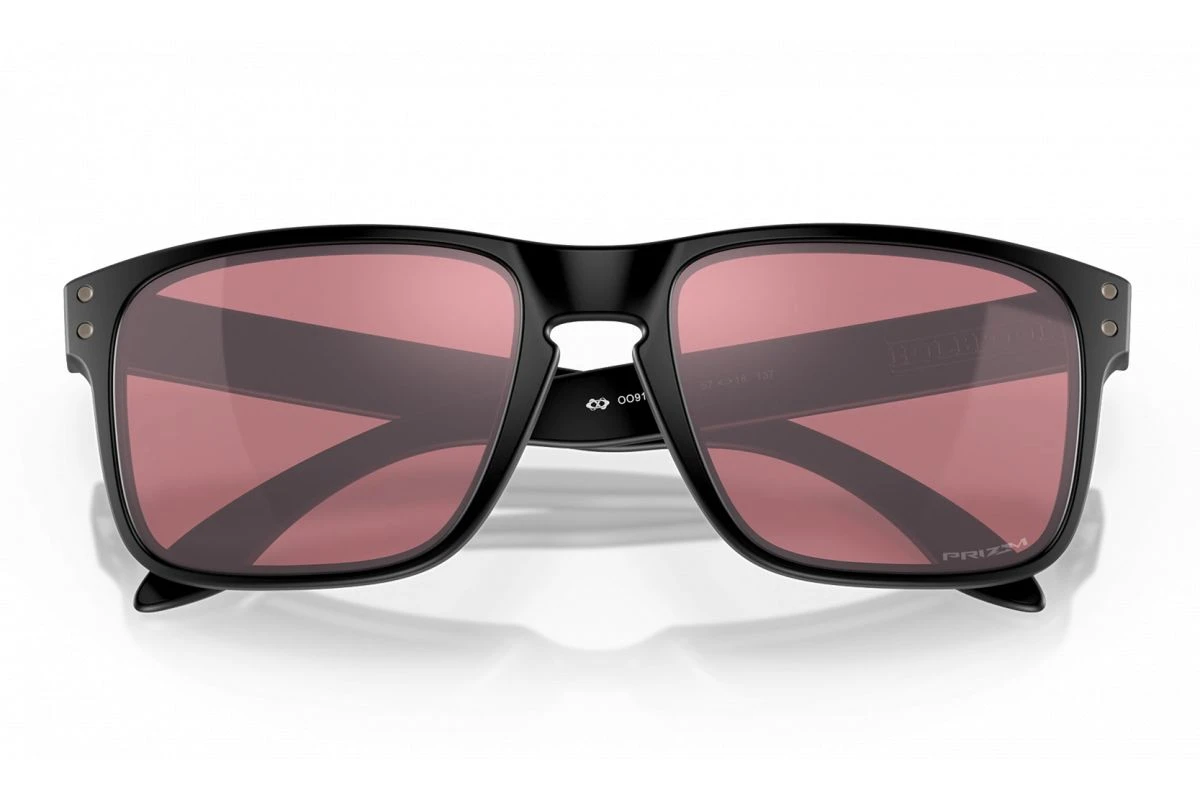 Lunettes De Soleil Oakley Holbrook - Matte Black / Golf 8 Lunettes De Soleil Oakley Holbrook - Matte Black / Golf – Image 6