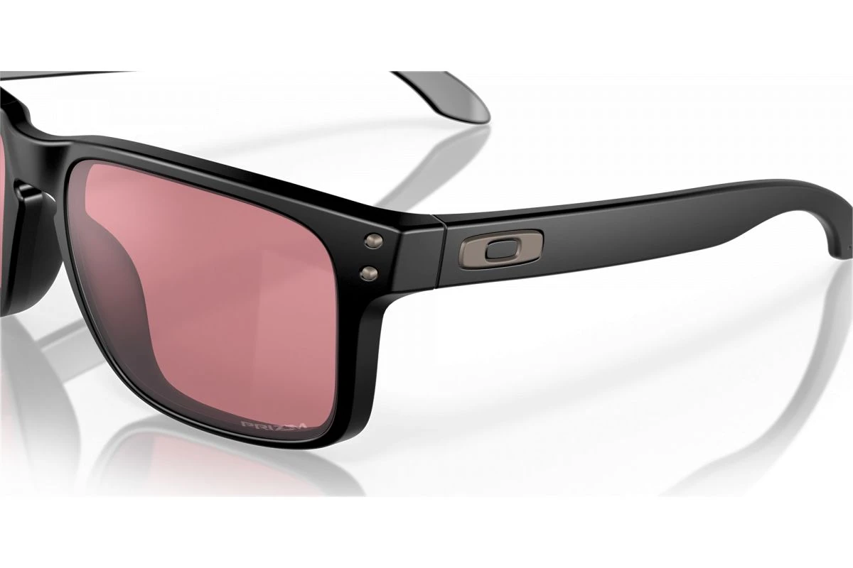 Lunettes De Soleil Oakley Holbrook - Matte Black / Golf 9 Lunettes De Soleil Oakley Holbrook - Matte Black / Golf – Image 7