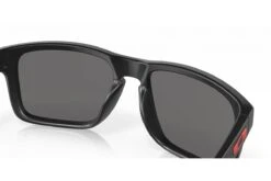 Lunettes De Soleil Oakley Holbrook - Matte Black / Iridium -Équipement De Vélo lunettes de soleil oakley holbrook matte black iridium 7