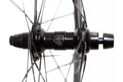 Paire De Roues BLB Natural Carbon Notorious 50 Mm -Équipement De Vélo paire de roues blb natural carbon notorious 50 mm 4