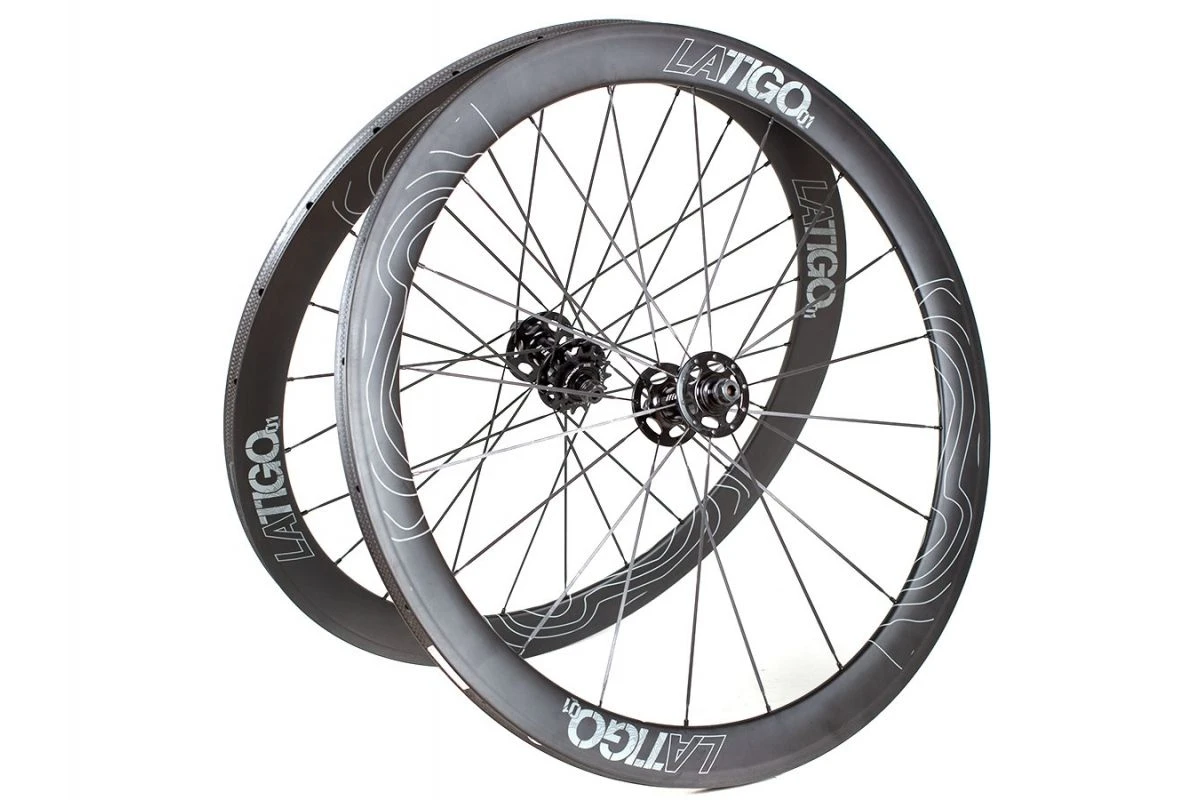 Paire De Roues Carbone Piste Aventón Latigo 01 à Boyaux 3 Paire De Roues Carbone Piste Aventón Latigo 01 à Boyaux