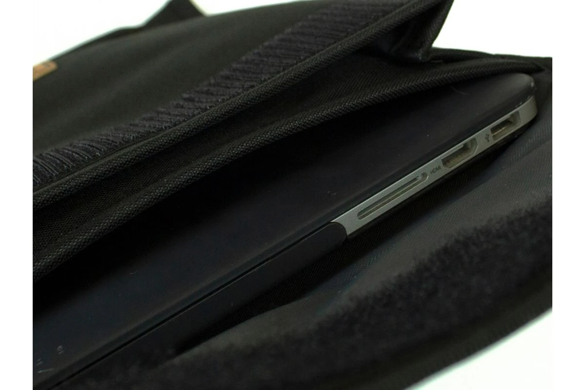 Pochette Pour Ordinateur Portable Restrap 12 Pochette Pour Ordinateur Portable Restrap – Image 10