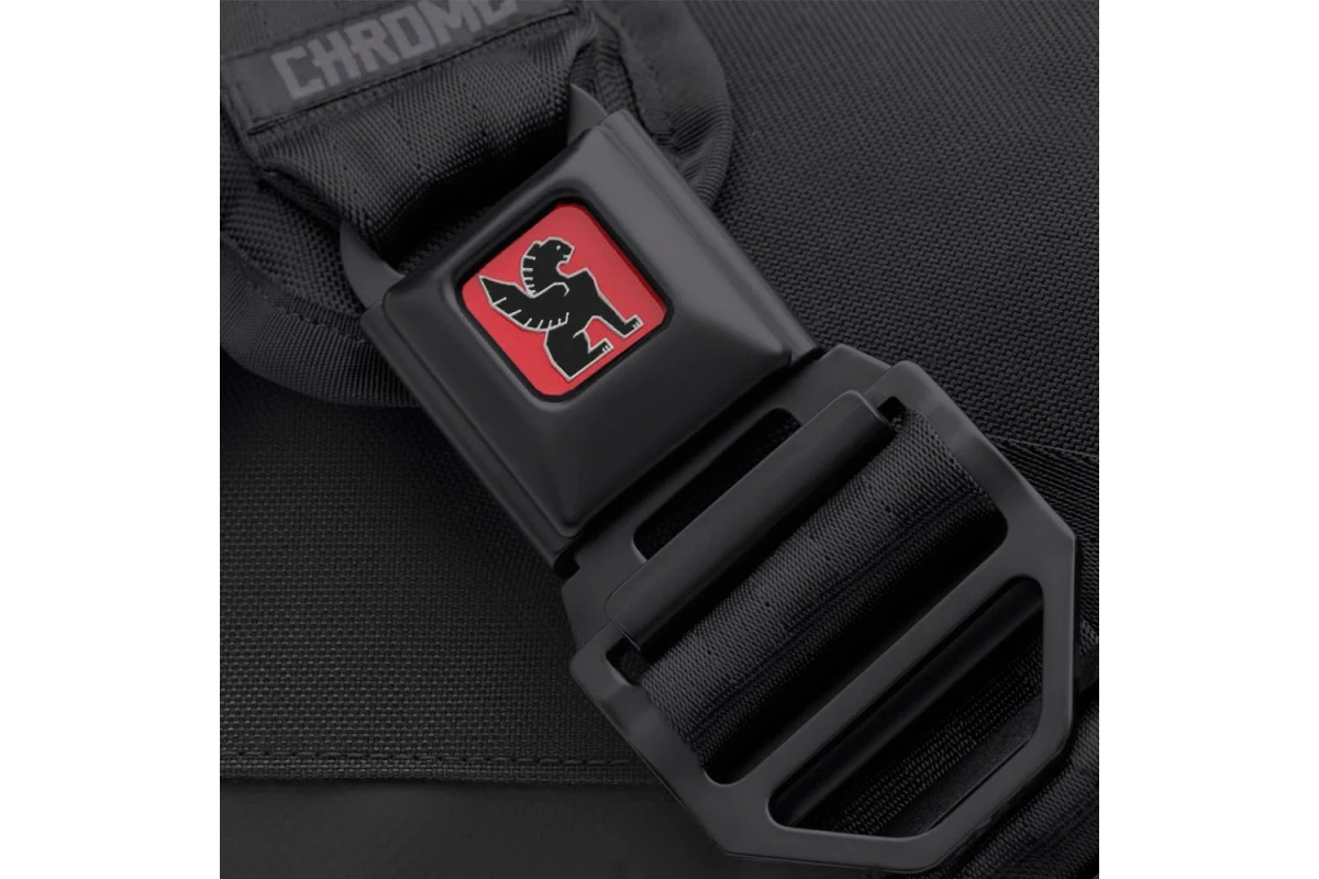 Sac Bandoulière Chrome Mini Metro All Black 8 Sac Bandoulière Chrome Mini Metro All Black – Image 6