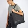 Tote Bag Chrome Civvy Messenger Tote 1 Tote Bag Chrome Civvy Messenger Tote -Équipement De Vélo tote bag chrome civvy messenger tote