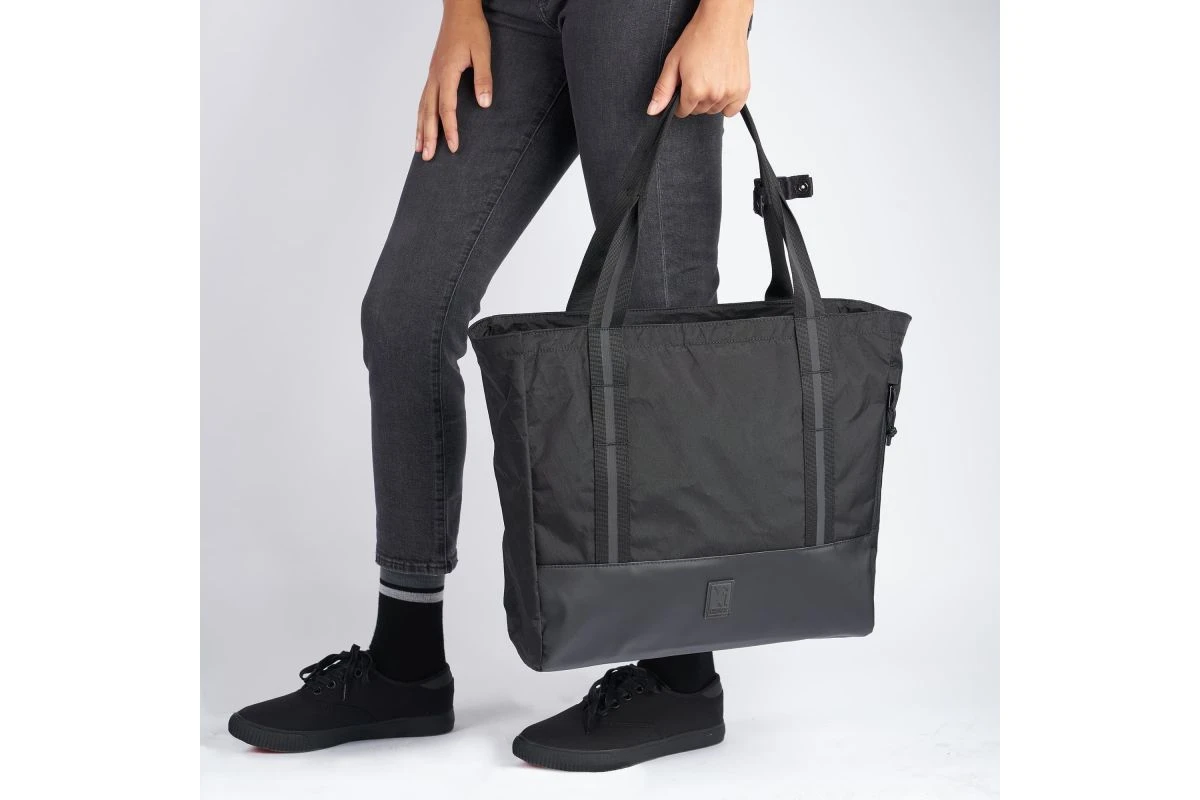 Tote Bag Chrome Civvy Messenger Tote 5 Tote Bag Chrome Civvy Messenger Tote – Image 3
