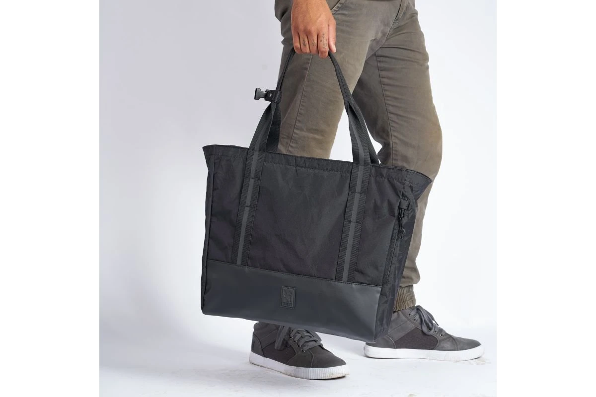 Tote Bag Chrome Civvy Messenger Tote 8 Tote Bag Chrome Civvy Messenger Tote – Image 6