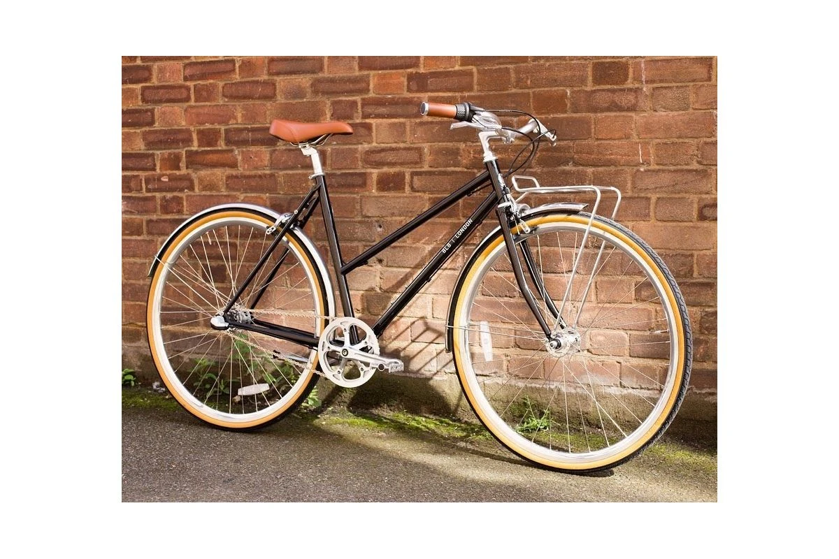 Vélo De Ville BLB Butterfly 8SPD Noir - 2022 9 Vélo De Ville BLB Butterfly 8SPD Noir - 2022 – Image 7