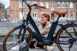 Vélo électrique O2feel IVog City Boost 6.1 - 2023 -Équipement De Vélo velo electrique o2feel ivog city boost 61 2023 2