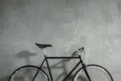 Vélo Fixie / Singlespeed InFiné Cycles - Noir Mat -Équipement De Vélo velo fixie singlespeed infine cycles noir mat 2